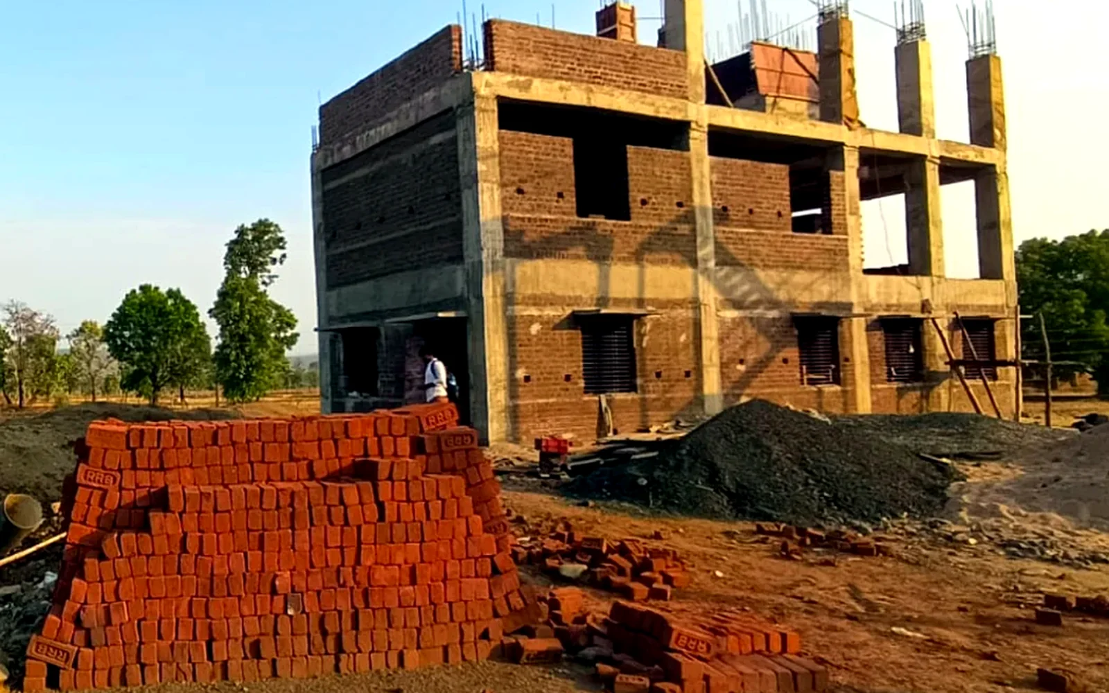 Toll plaza site office construction